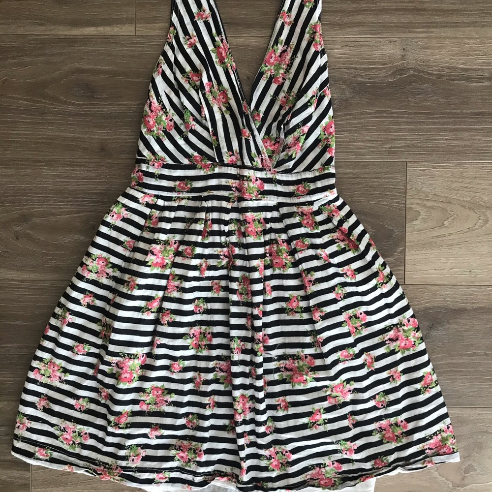 A cute/fun summer or spring dress